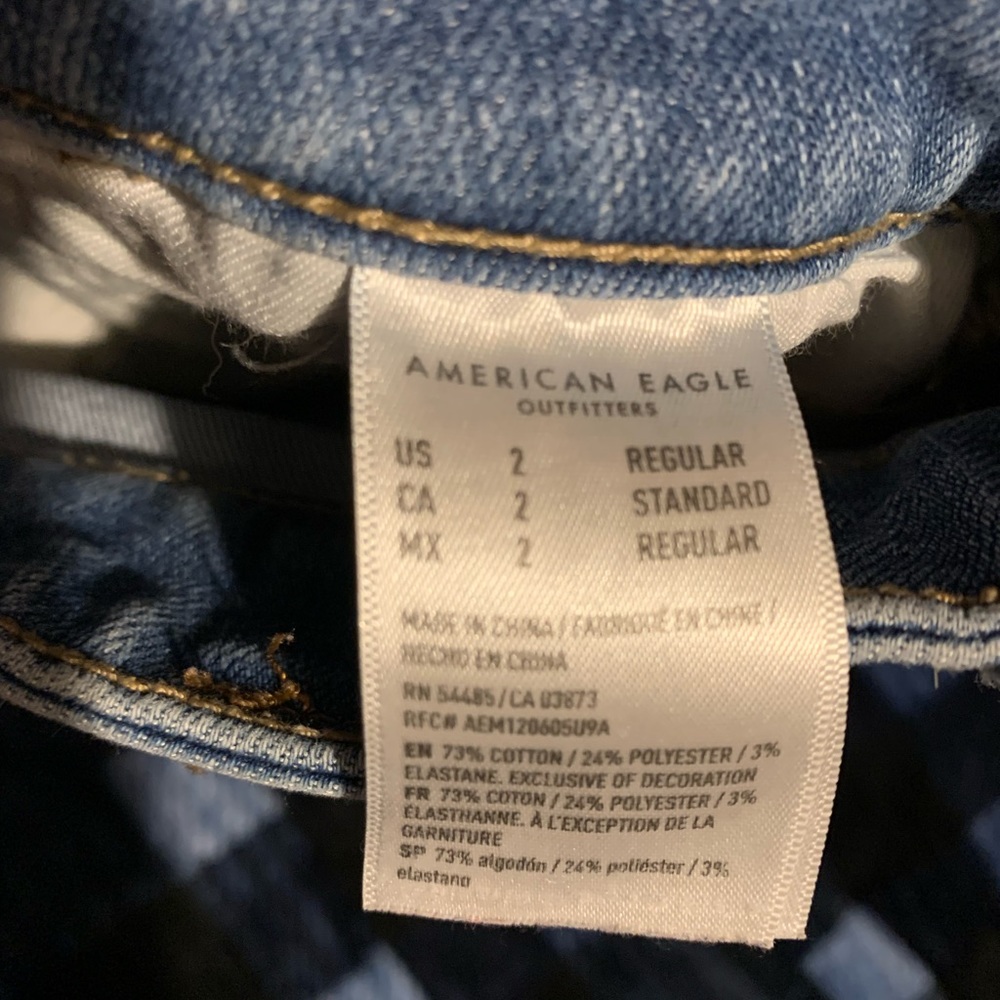 American Eagle size 2 skinny Jean